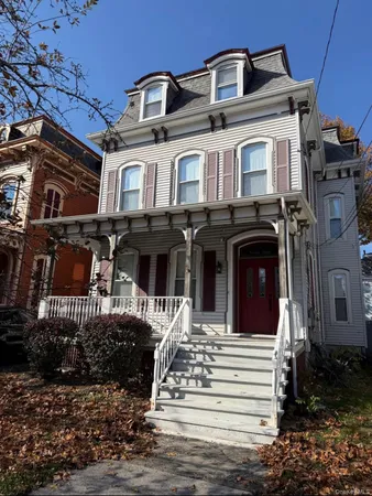 $2,000 | 27 Balding Avenue, Unit 2, Poughkeepsie, NY 12601