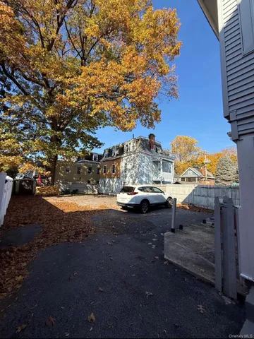 $2,100 | 27 Balding Avenue, Unit 2, Poughkeepsie, NY 12601