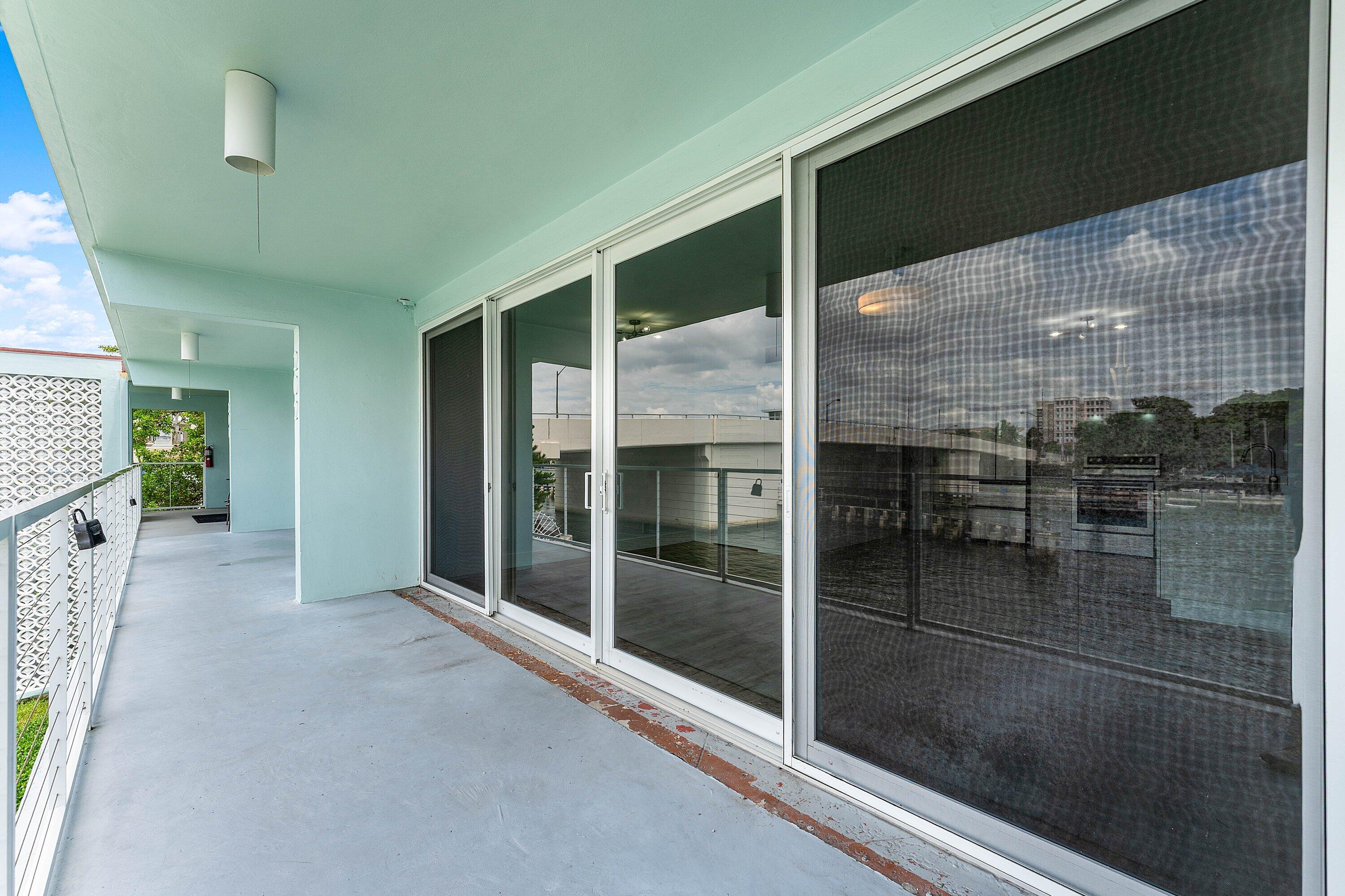 65 Southeast Spanish Trail, Unit 2030 Boca Raton, FL 33432 - Photo 23 of 28 Balcony Facing West
