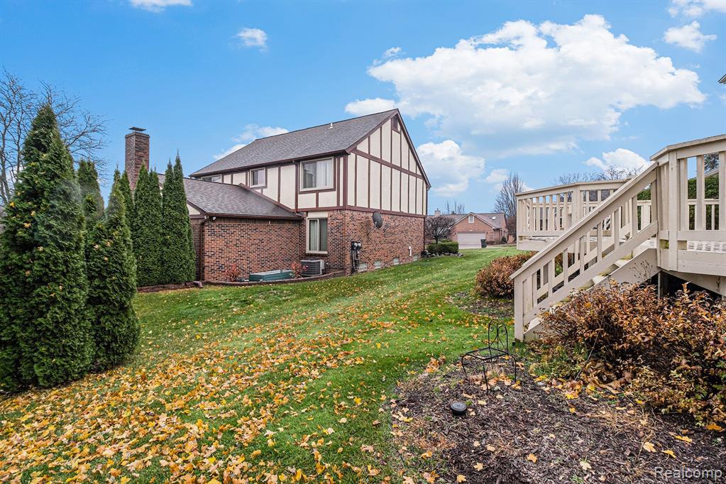 822 Augusta Drive Rochester Hills, MI 48309 - Photo 8 of 35