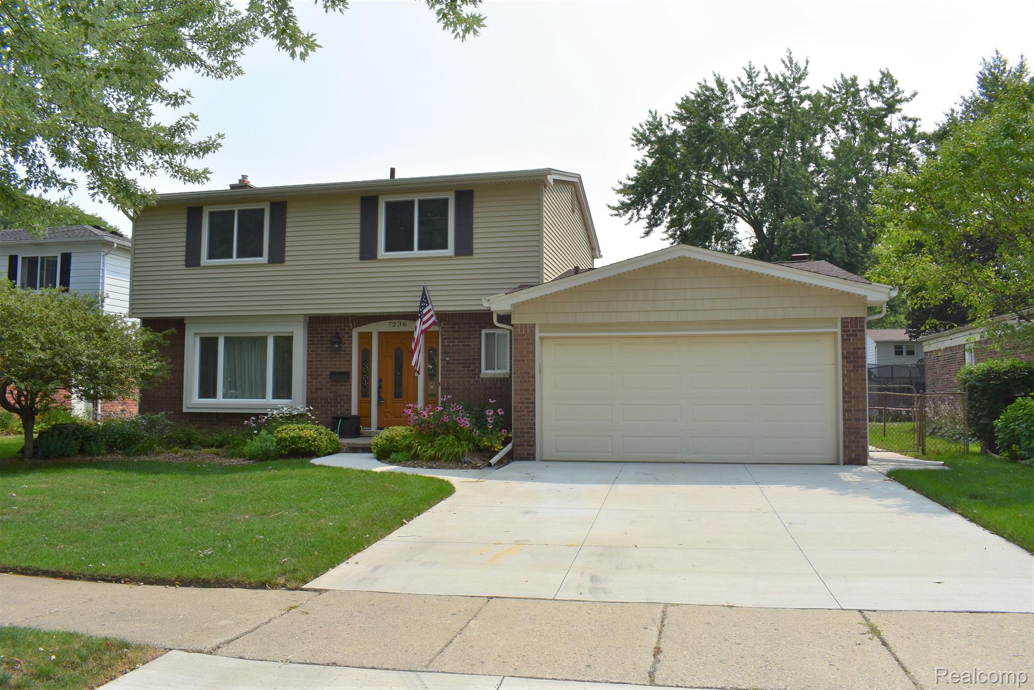 7236 Iron Gate Road Canton, MI 48187 - Photo 2 of 22 Gallery Image 2