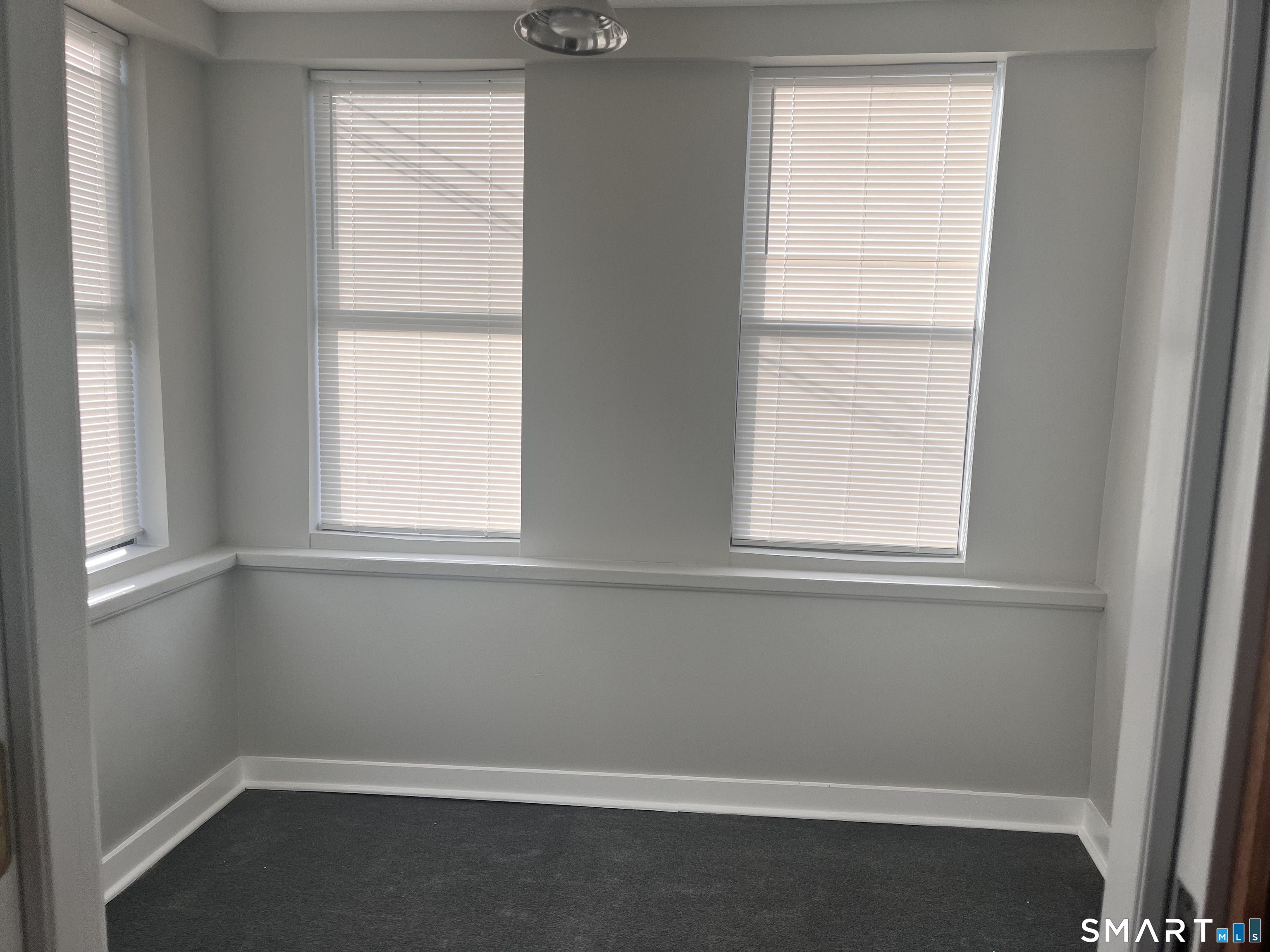 460 Anson Street Bridgeport, CT 06606 - Photo 20 of 24 an empty room with a window