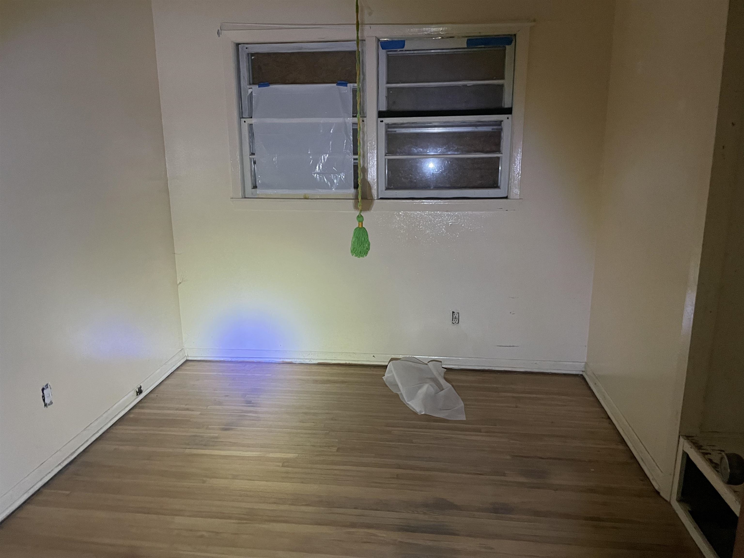 1511 Welsh Road Memphis, TN 38117 - Photo 4 of 7 a view of wooden floor