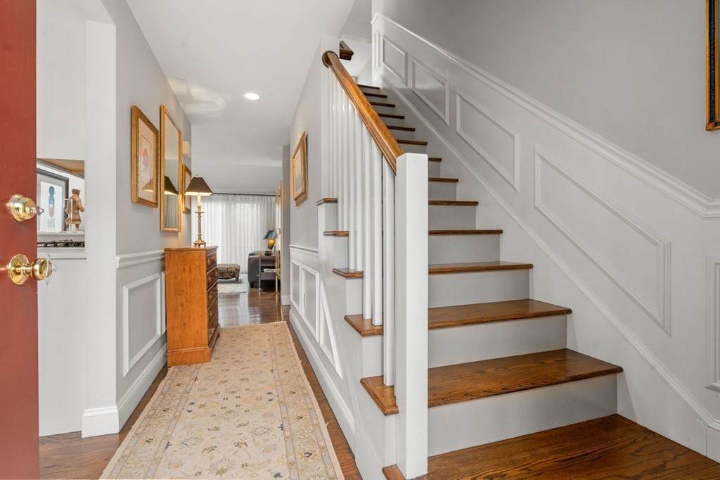 1 Deer Path, Unit 1 Maynard, MA 01754 - Photo 2 of 37 Gallery Image 2