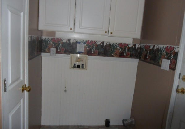 1006 Meadow Road Greenback, TN 37742 - Photo 12 of 16 LAUNDRY