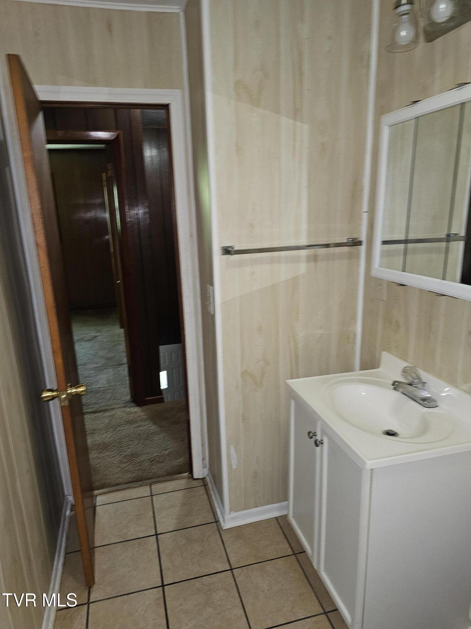 232 Reed Hollow Road, Unit 1 Gate City, VA 24251 - Photo 11 of 16 1000010816