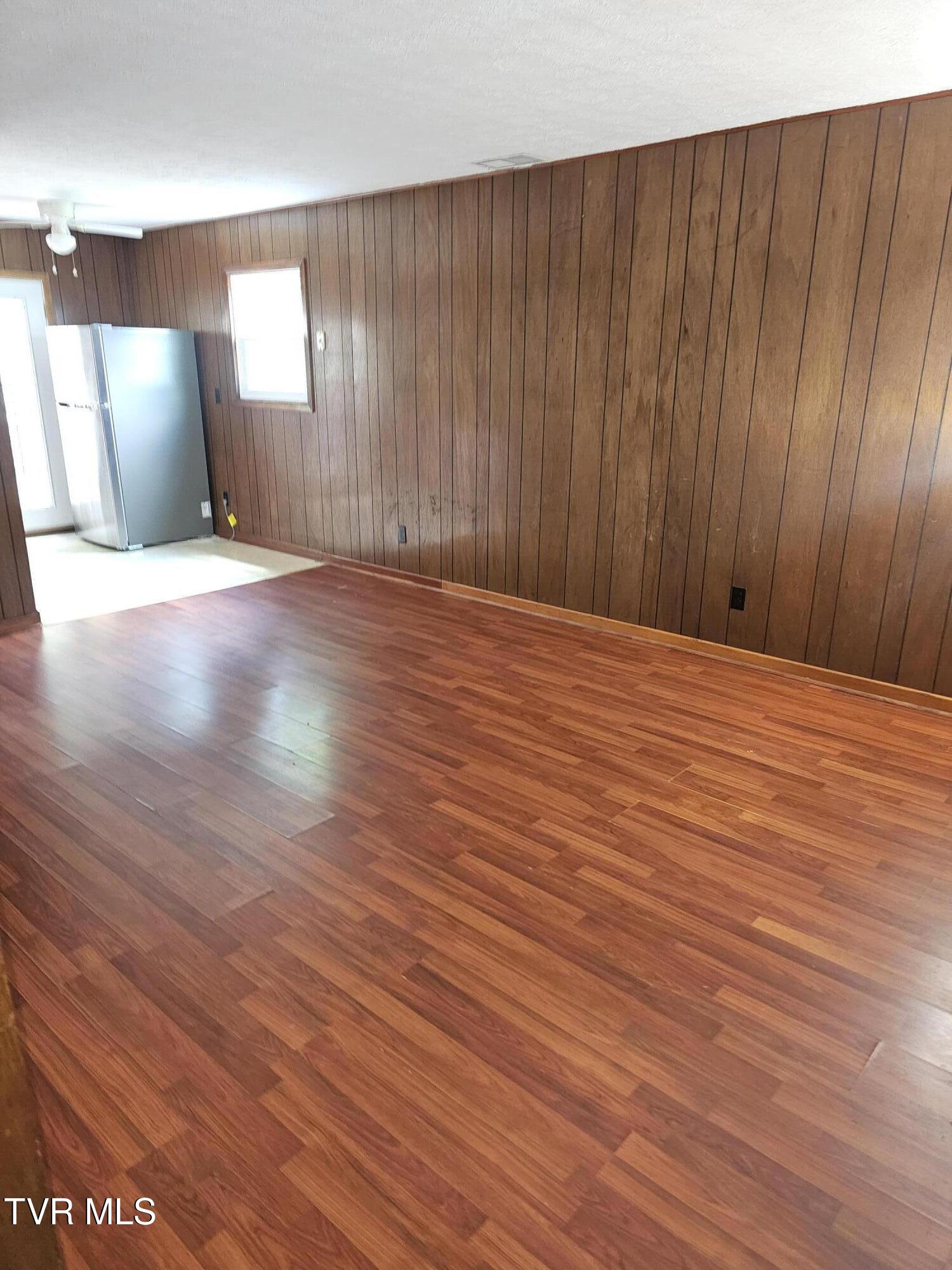 232 Reed Hollow Road, Unit 1 Gate City, VA 24251 - Photo 3 of 16 1000010808