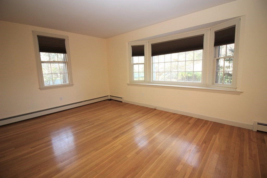 18 Bosworth Road Framingham, MA 01701 - Photo 14 of 40 Gallery Image 14