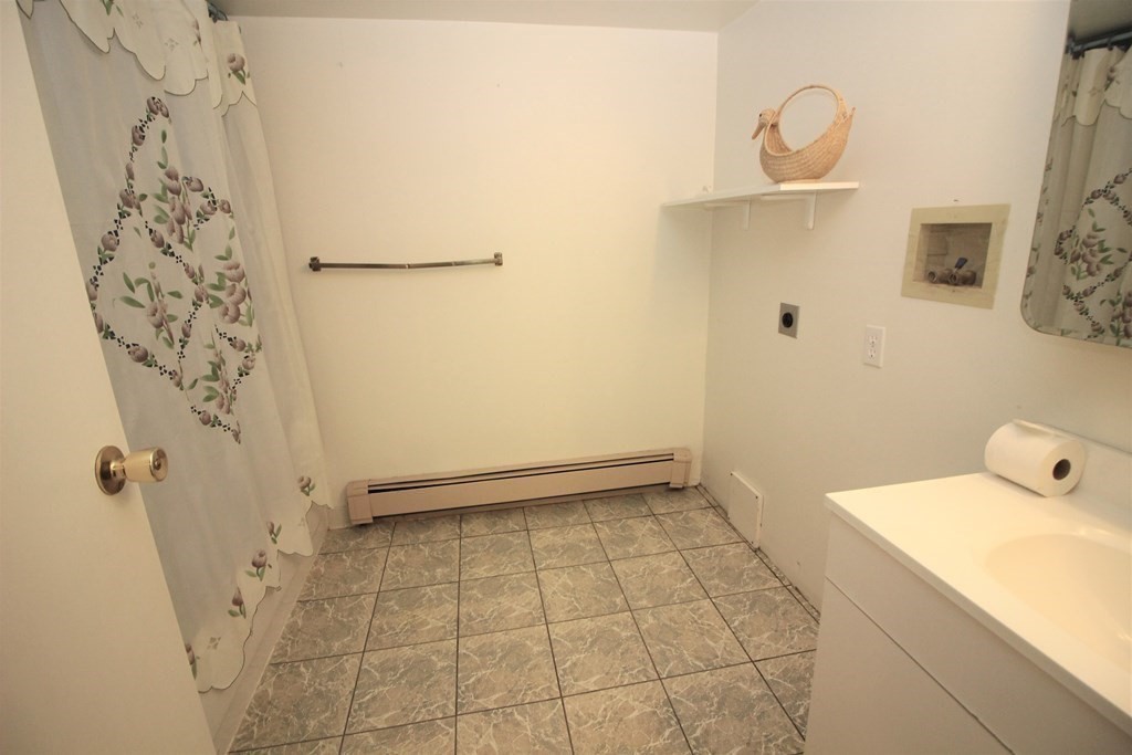 18 Bosworth Road Framingham, MA 01701 - Photo 34 of 40 Gallery Image 34