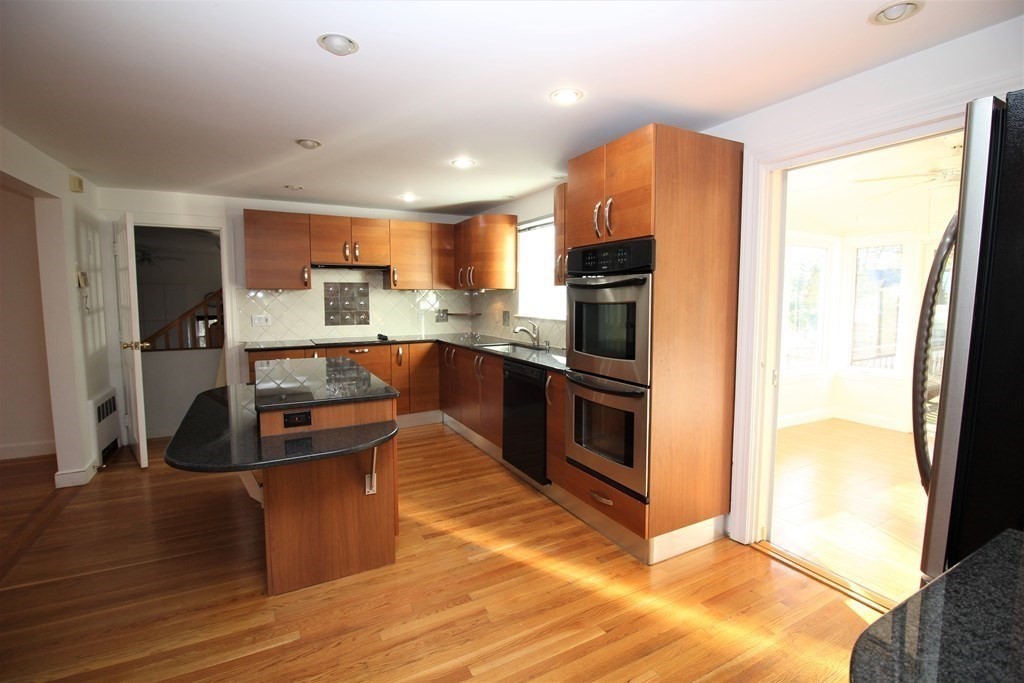 18 Bosworth Road Framingham, MA 01701 - Photo 8 of 40 Gallery Image 8