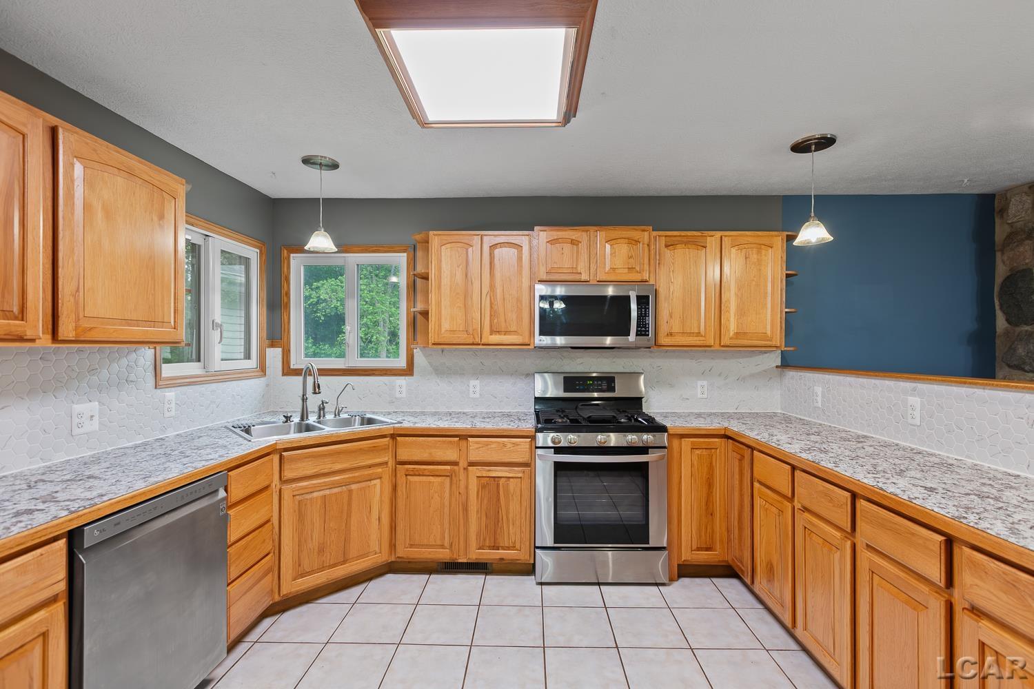 2010 South Kane Road Stockbridge, MI 49285 - Photo 12 of 80