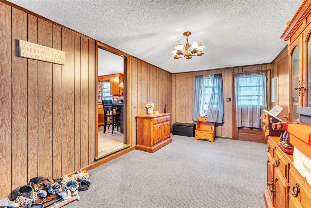 89 Silver Street West Springfield, MA 01089 - Photo 17 of 39 Gallery Image 17