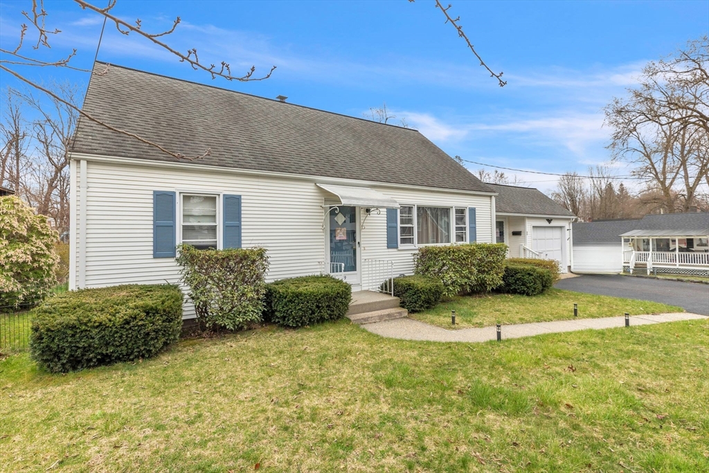 89 Silver Street West Springfield, MA 01089 - Photo 2 of 39 Gallery Image 2