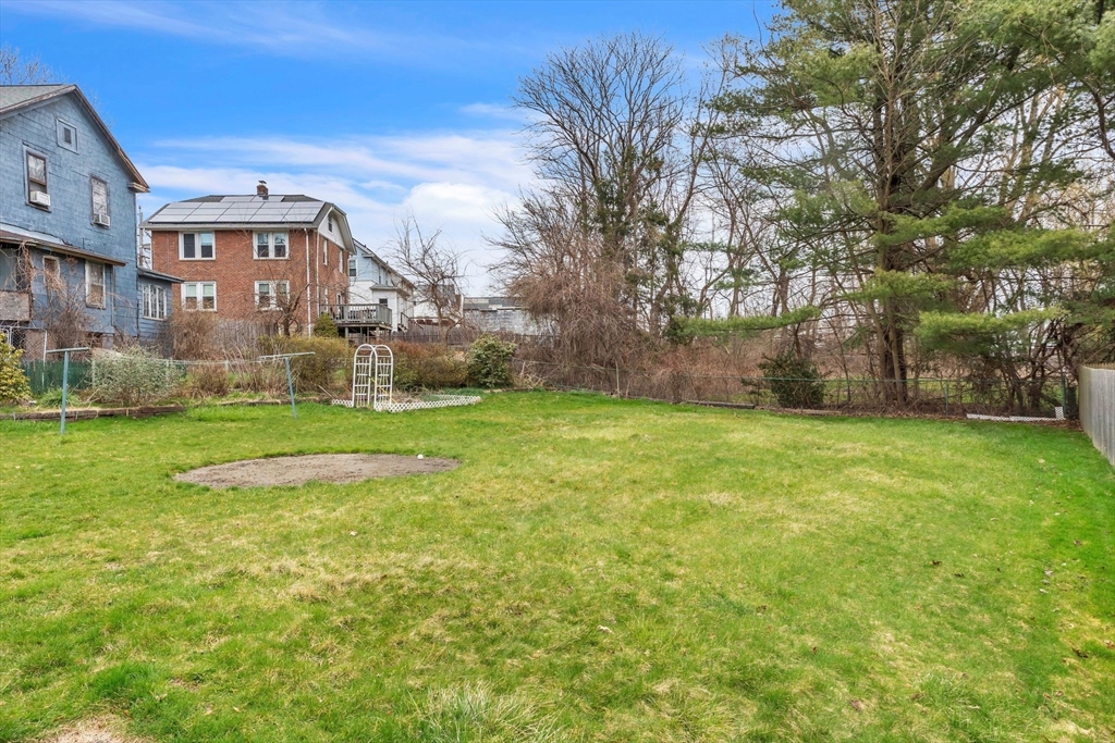 89 Silver Street West Springfield, MA 01089 - Photo 33 of 39 Gallery Image 33