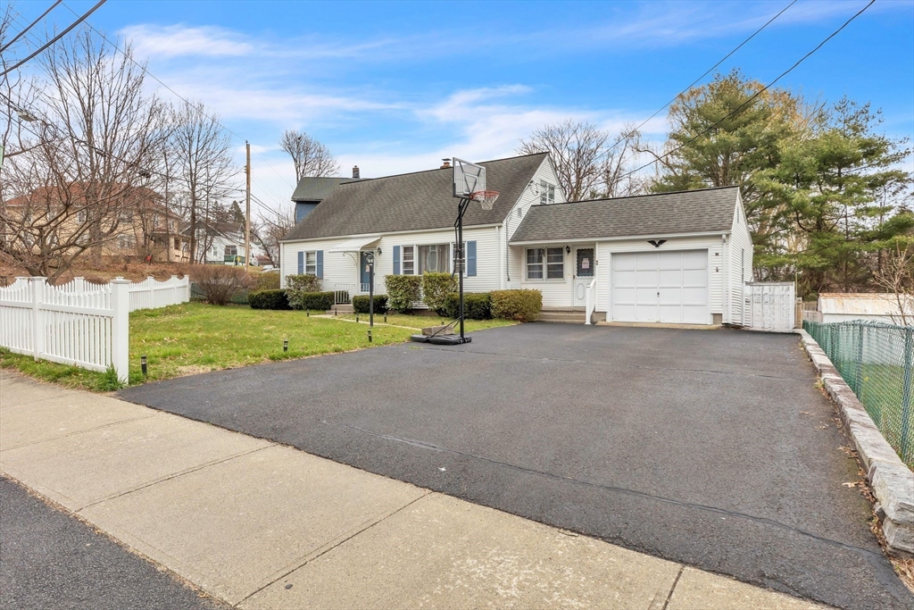 89 Silver Street West Springfield, MA 01089 - Photo 6 of 39 Gallery Image 6