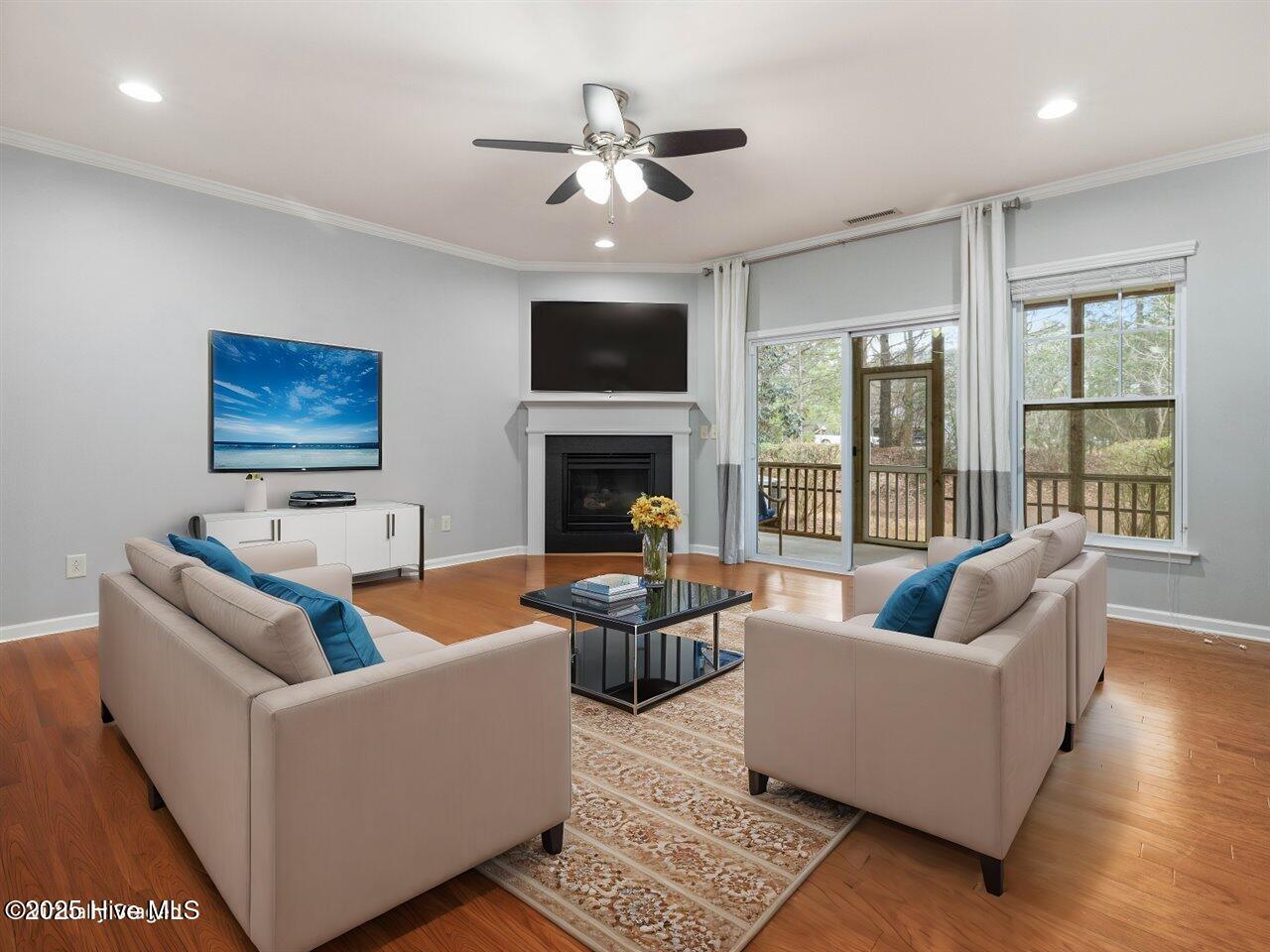 2459 Memory Ridge Drive Raleigh, NC 27606 - Photo 10 of 38 20-Virtually stagedLiving Room