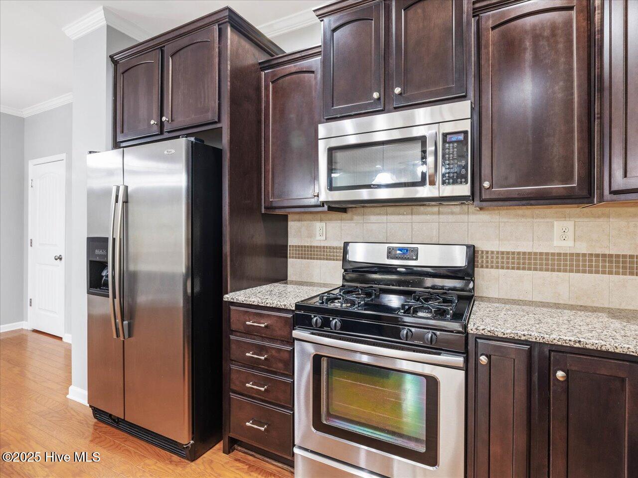 2459 Memory Ridge Drive Raleigh, NC 27606 - Photo 6 of 38 15-Kitchen