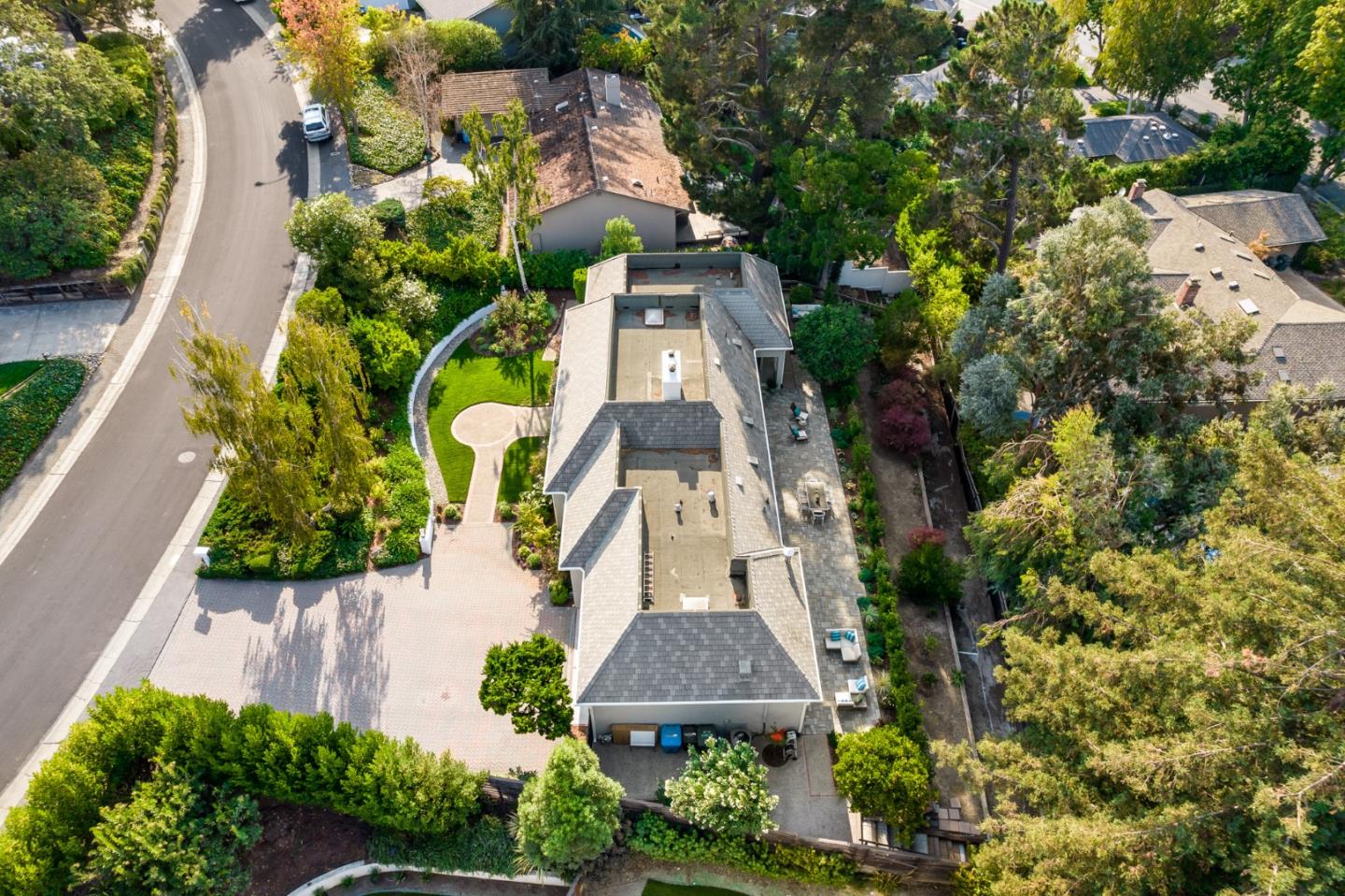 2312 Crest Lane Menlo Park, CA 94025 - Photo 33 of 34 an aerial view of a house with a yard