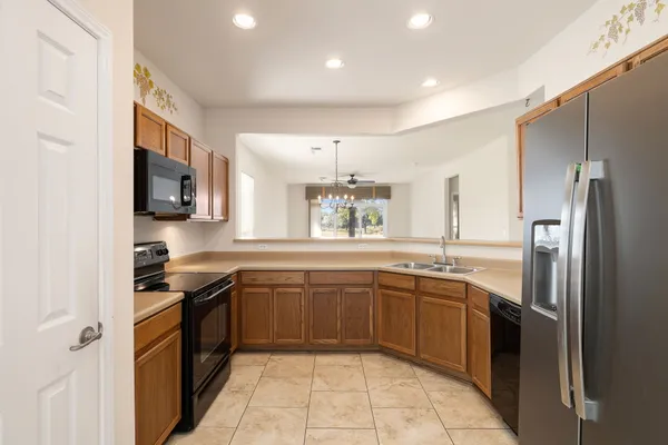 $1,895 | 119 Portsmouth Drive, Georgetown, TX 78633