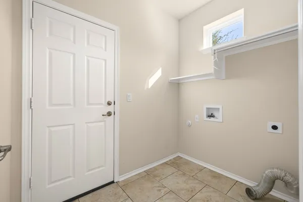 $1,895 | 119 Portsmouth Drive, Georgetown, TX 78633