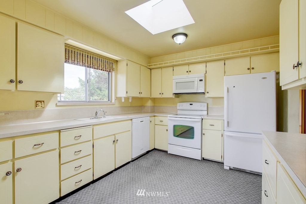 821 Walnut Street Edmonds, WA 98020 - Photo 6 of 20 Gallery Image 6