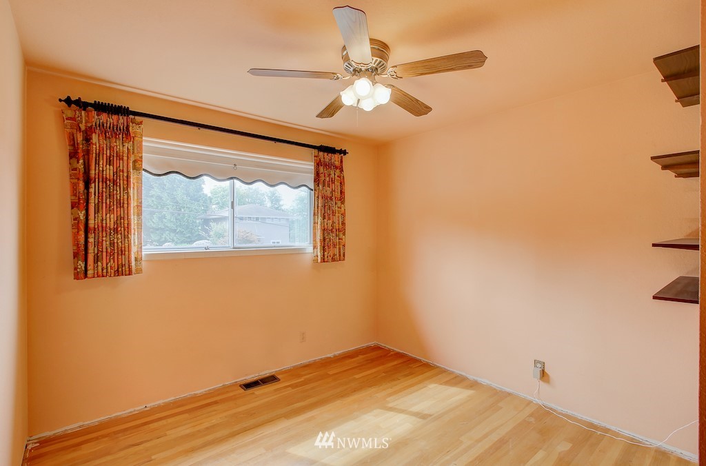 821 Walnut Street Edmonds, WA 98020 - Photo 9 of 20 Gallery Image 9