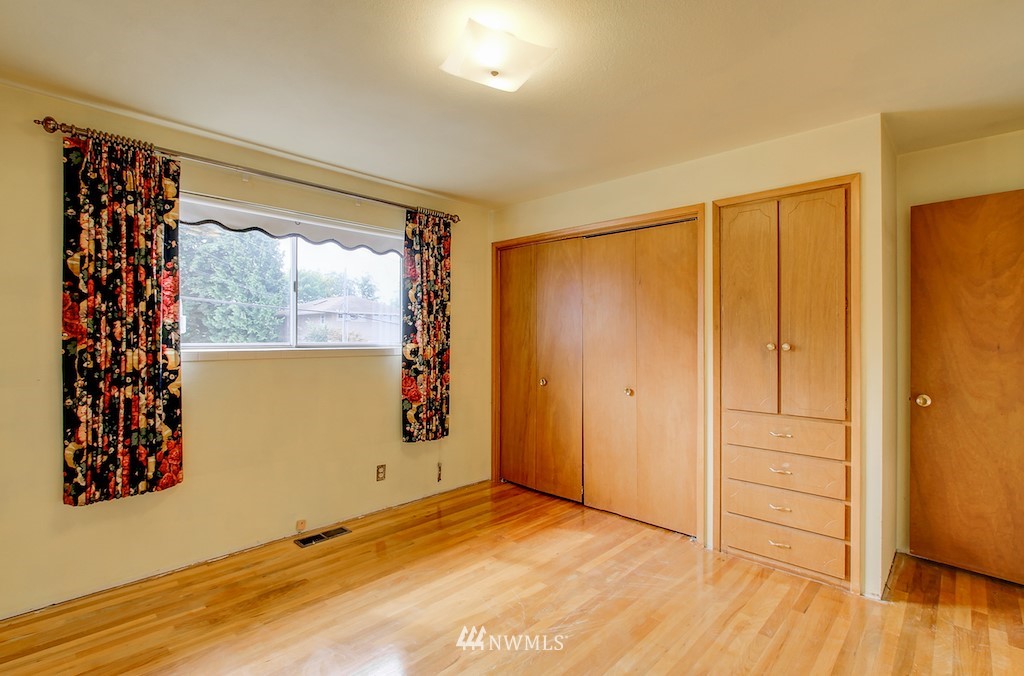 821 Walnut Street Edmonds, WA 98020 - Photo 10 of 20 Gallery Image 10