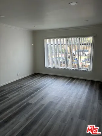 $1,850 | 3901 West 7th Street, Unit 12, Los Angeles, CA 90005