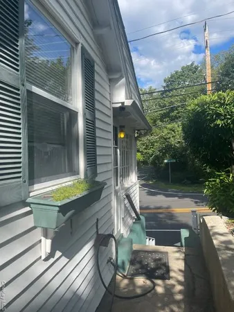 $2,650 | 35 Youngs Hill Road, Huntington, NY 11743