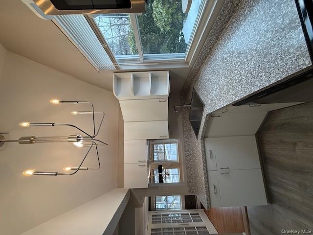 35 Youngs Hill Road Huntington, NY 11743 - Photo 9 of 15