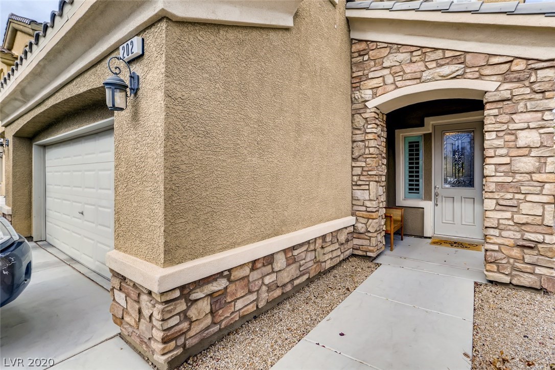 202 Tall Ruff Drive Las Vegas, NV 89148 - Photo 3 of 45 Gallery Image 3