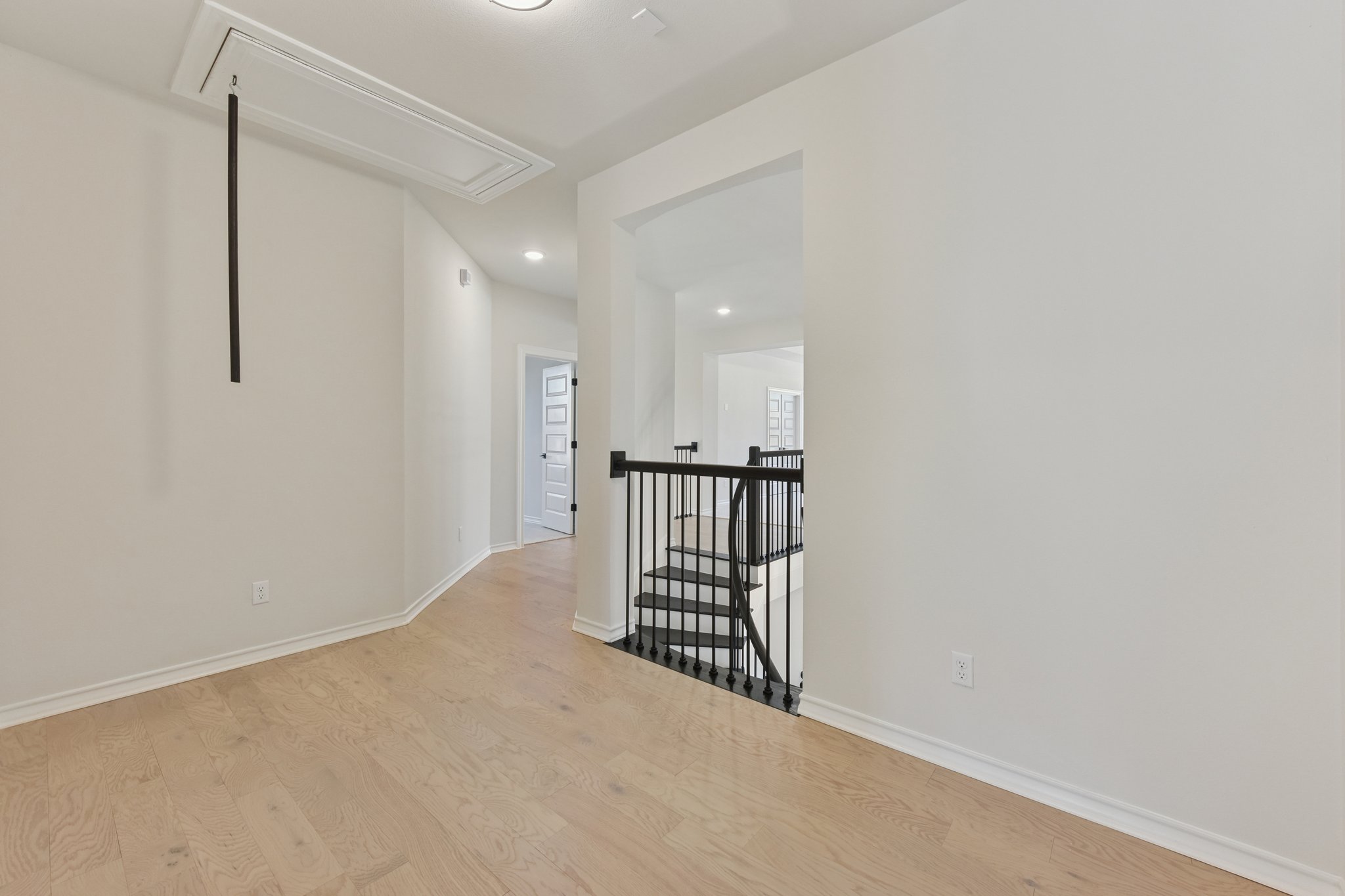 222 Rio Ranchero Road Georgetown, TX 78628 - Photo 18 of 40 a view of a hallway with entryway