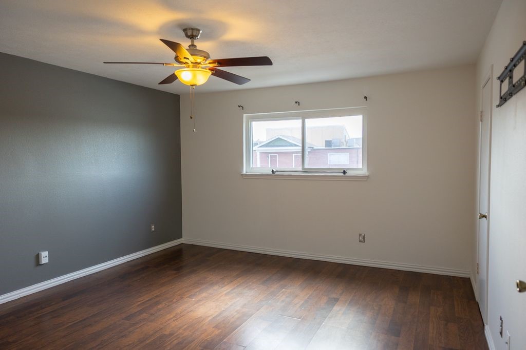 9517 Fondren Road Houston, TX 77074 - Photo 13 of 39
