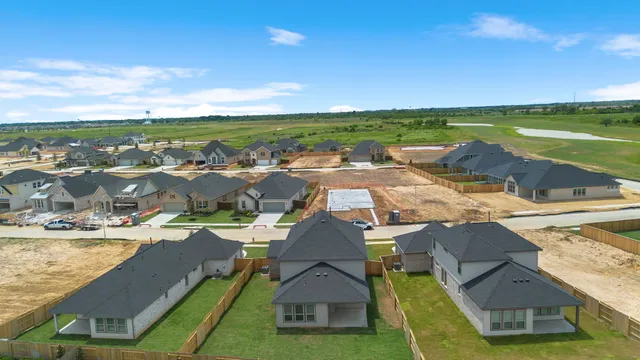 $383,520 | 332 Gambels Quail Road, Hempstead, TX 77445