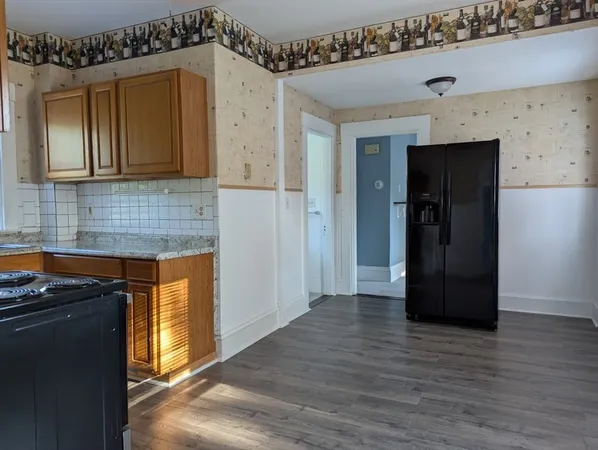 $2,800 | 37 Linden Street, Unit 2, Rockland, MA 02370
