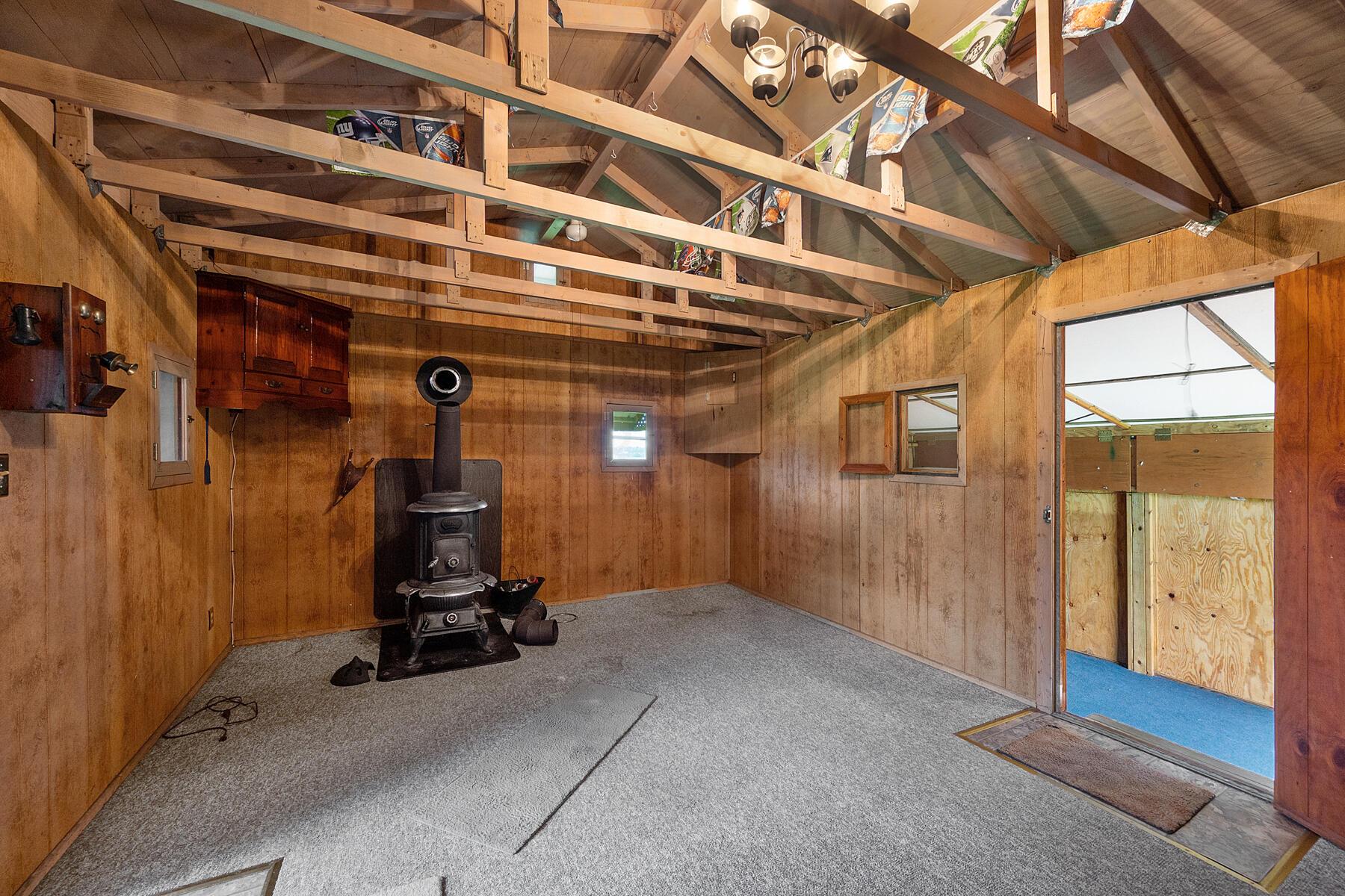 1485 Boise Road Marion, OH 43302 - Photo 27 of 37 Inside cabin