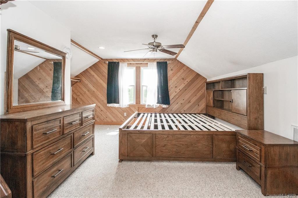 407 Mullis Road Harmony, NC 28634 - Photo 11 of 24 Gallery Image 11