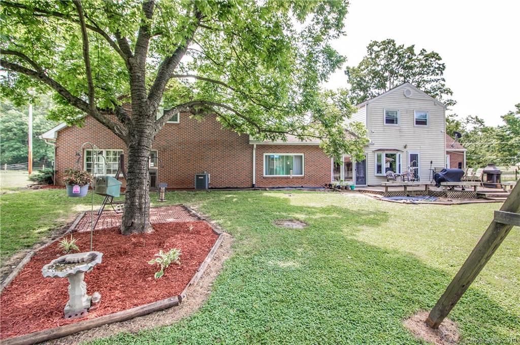 407 Mullis Road Harmony, NC 28634 - Photo 19 of 24 Gallery Image 19