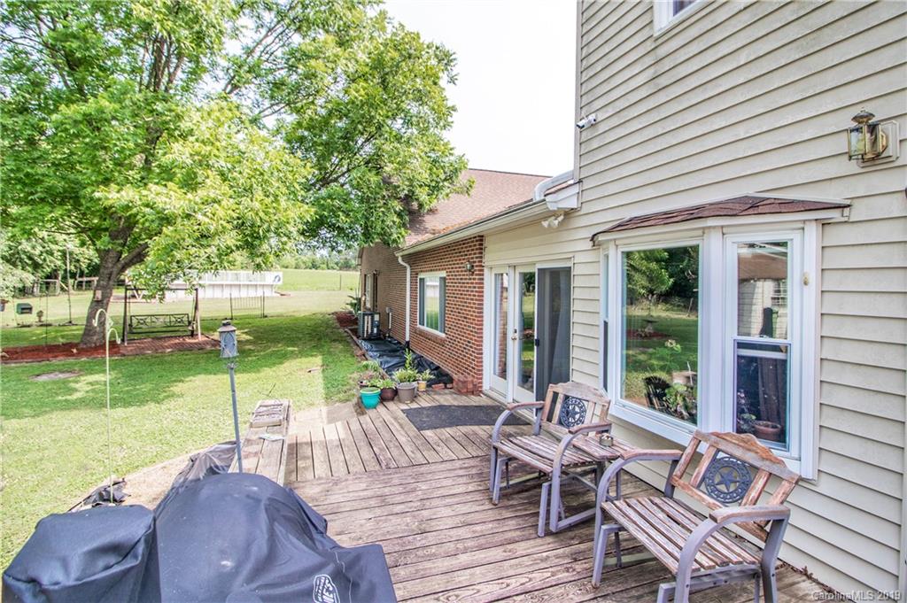407 Mullis Road Harmony, NC 28634 - Photo 23 of 24 Gallery Image 23