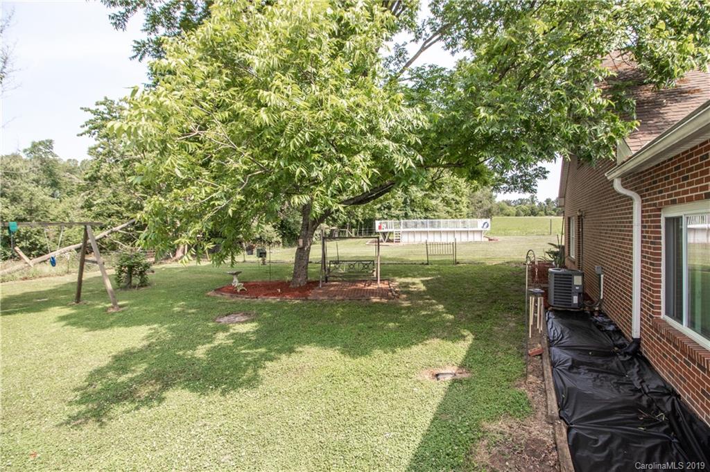 407 Mullis Road Harmony, NC 28634 - Photo 24 of 24 Gallery Image 24