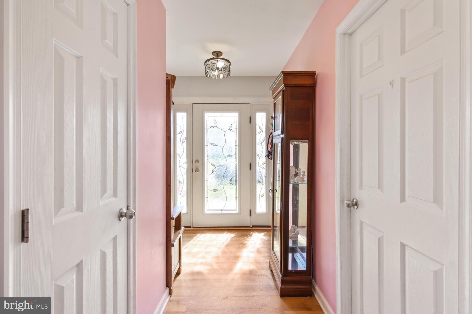 507 Ehret Road Fairless Hills, PA 19030 - Photo 4 of 32 Gallery Image 4