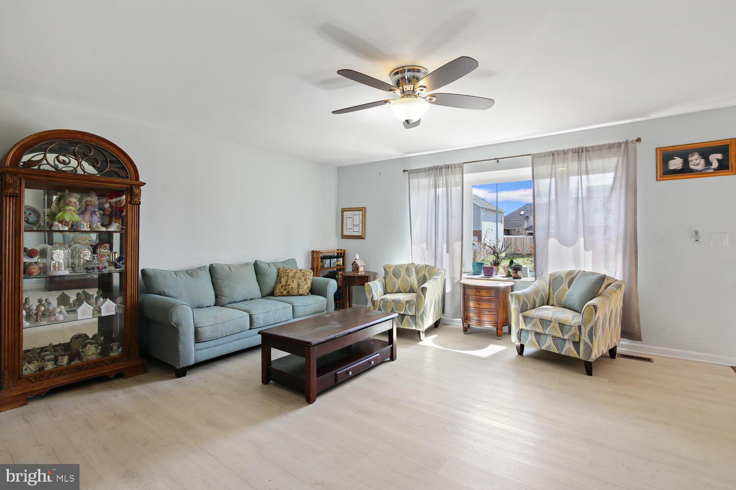 507 Ehret Road Fairless Hills, PA 19030 - Photo 6 of 32 Gallery Image 6