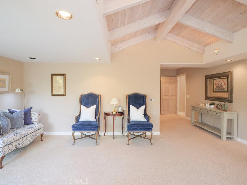 14 Georgeff Road Rolling Hills, CA 90274 - Photo 30 of 71 Sitting Area in Primary Bedroom
