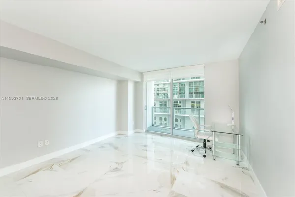 $3,900 | 55 Southeast 6th Street, Unit 1207, Miami, FL 33131