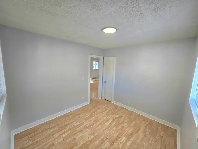 $2,600 | 324 Rosewood Avenue, Aurora, IL 60505