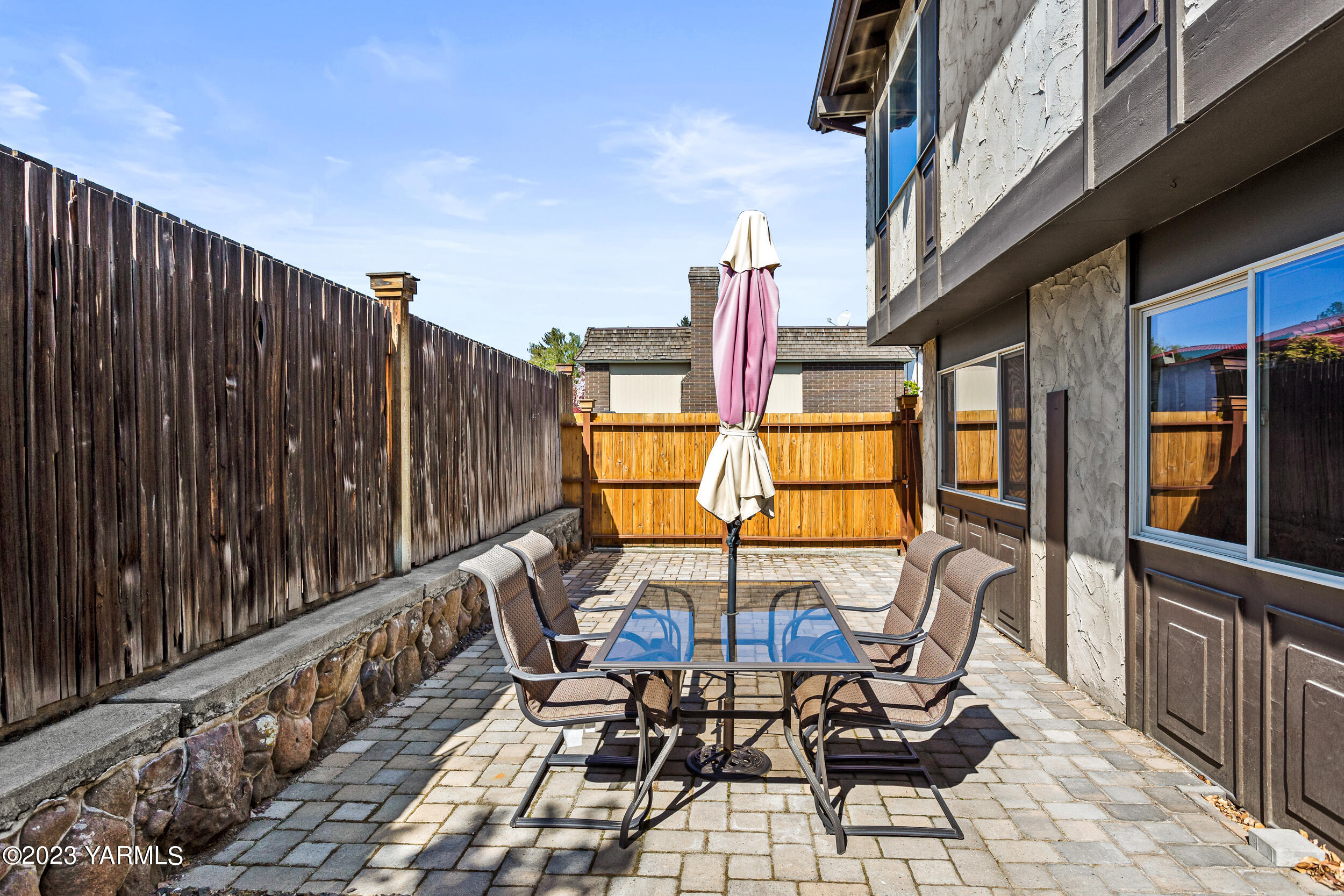 1 Crest Circle Yakima, WA 98908 - Photo 28 of 30 a view of outdoor seating