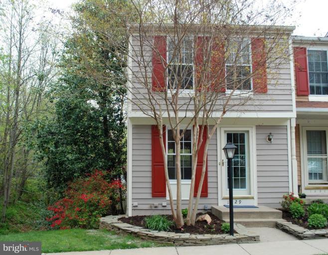 1929 Sagewood Lane Reston, VA 20191 - Photo 1 of 15 Exterior (Main)