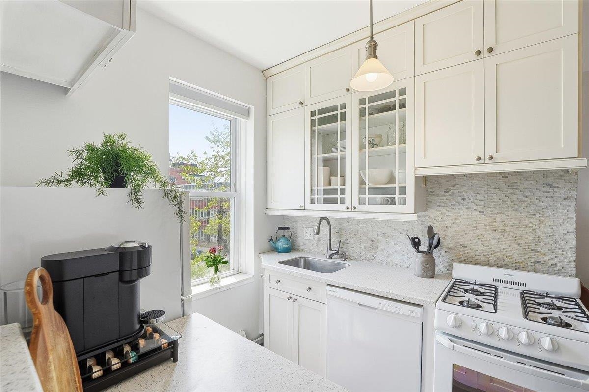 831 Clinton Street, Unit 11 Hoboken, NJ 07030 - Photo 10 of 21