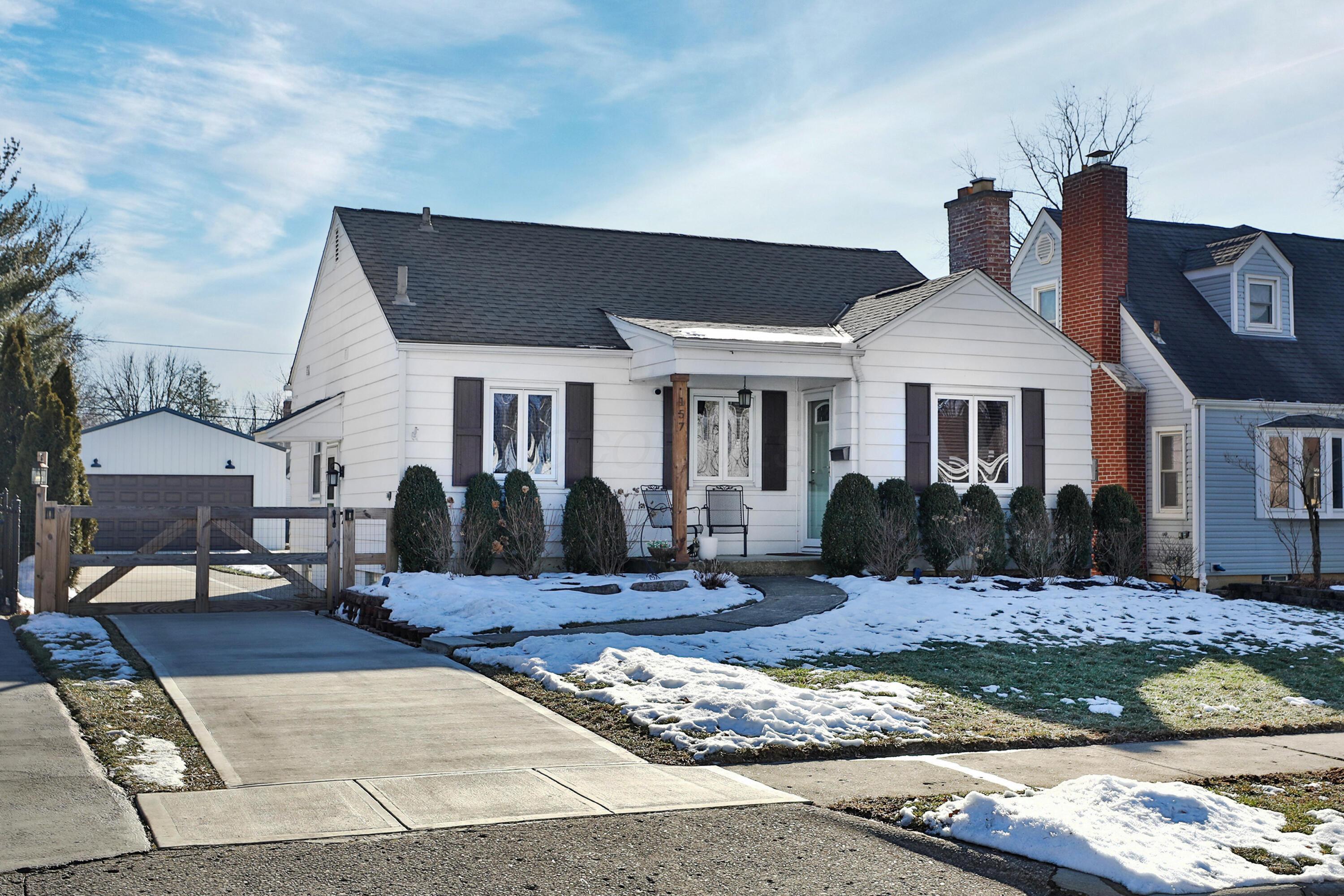 157 Wetmore Road Columbus, OH 43214 - Photo 3 of 44 Front