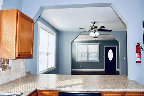 a view of livingroom with furniture